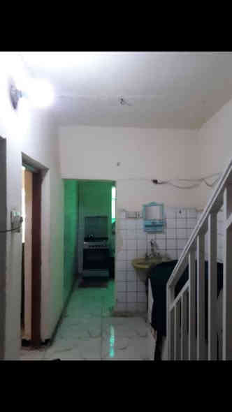 اسلام عليكم دار للبيع البياع الشرطة الرابعة المساحة ٨٠متر مربع مقابيل المستوصف شارع  الضغط يم السوك طابقين الموقع تجاري للاستفسار *********** اطابق الفوك معزول
