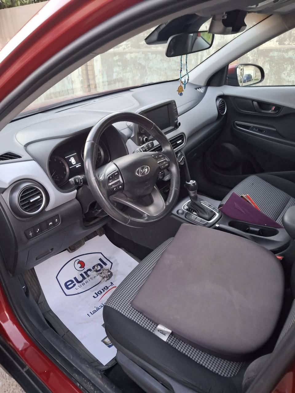 السلام عليكم ...كونا ٢٠٢٠ وارد امريكي رقم اربيل سياره جديده ماشيه ٢٥ الف حادث جاملغ وبنيد السياره بصمه ورادار ونقطه عمياء مكانه بغداد السعر ١٣٠ رقم الهاتف ***********
