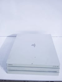 مقدما الصورة مو الي بلي 4 برو مهكر نضام 9 واحد تيرا بدون فلاش وياه جوي...