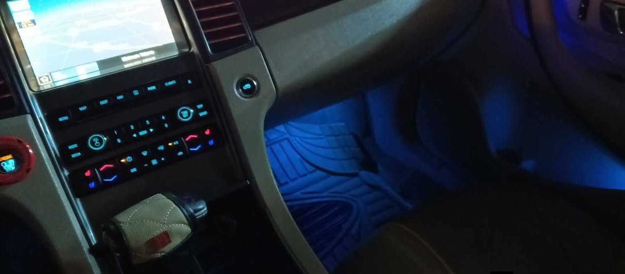 السلام عليكم ورحمه الله وبركاته
للبـــــــــــيع  أو المراوس بأقل 

***********

فورد تورس لمتتد موديل 2012

محرك 6 سلندر حجم 3500

كير محرك كفالة 

السياره وارد امريكي 

حادث مثل ما منشور بالصور 
بابين جهه اليسار+ الجاملغ الامامي والخلفي كلير 

المواصفات 
شاشه كبيره اصليه 
بصمه 
كشنات جلد تدفئة وتبريد وكهرباء 
فتحة سقف 
رادار امامي 
رادار جانبي 
برده خلفية 
انوار داخلية متغيره سبعة ألوان 
 تحكمات ستيرن 
شفتات بالاستيرن 
رقم بغداد الجديد بأسمي 
هزة جديده 
شرط التحويل عقد الالكتروني مباشر 

السعر 115

الموقع البصرة 

***********
