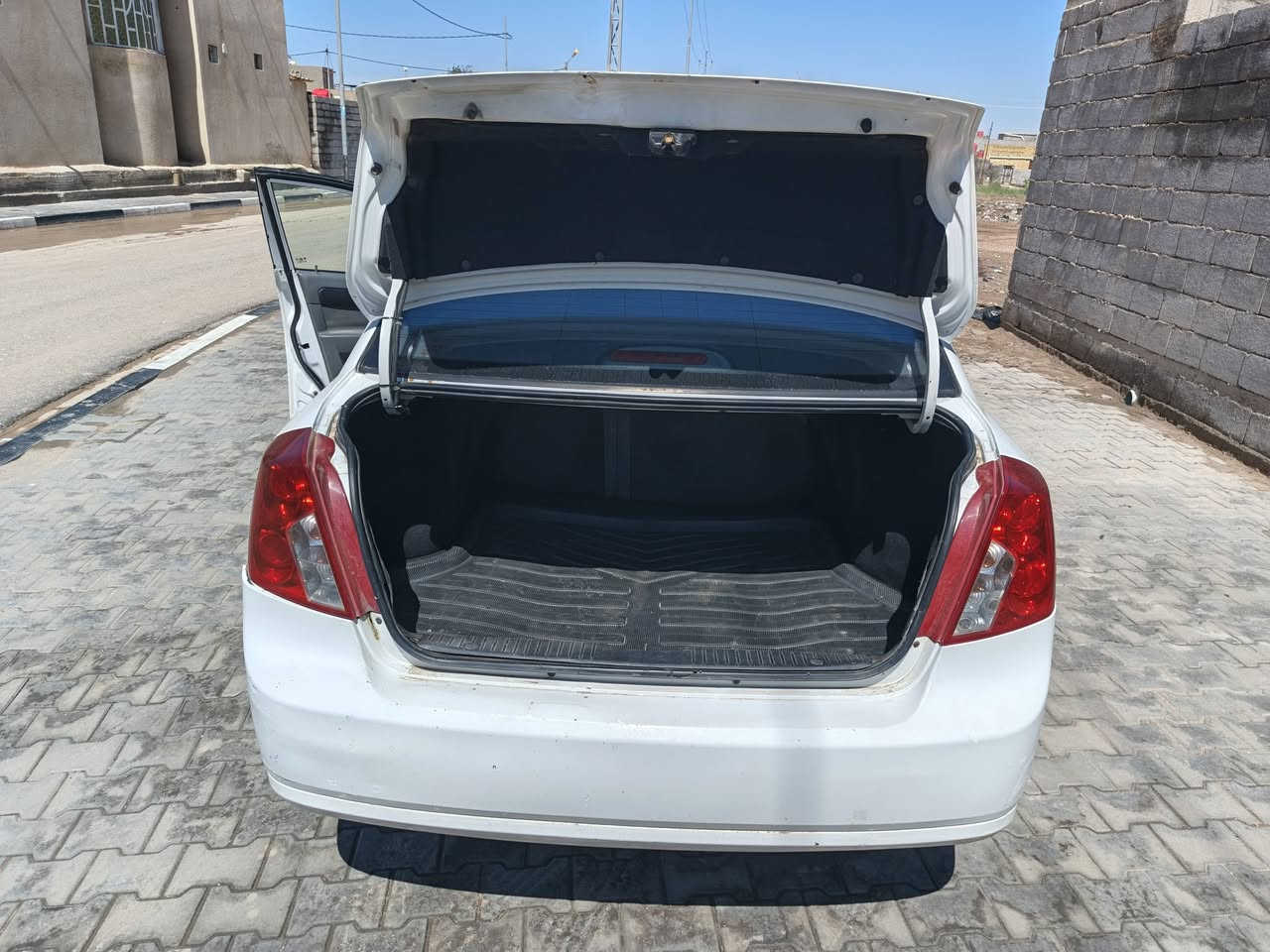 اوبترا شركه العامه 2011 شبرين صبغ فقط والباقي مكفول مكينه كير حداديه تبريد حداده مكفوله سياره جاهزه تخم تاير شاشه كامره تحكم ستيرن سياره خير من الله علئ وضع شركه بأسمي عنوان بصره قضاء الدير *********** سعر 82 وبيه مجال
