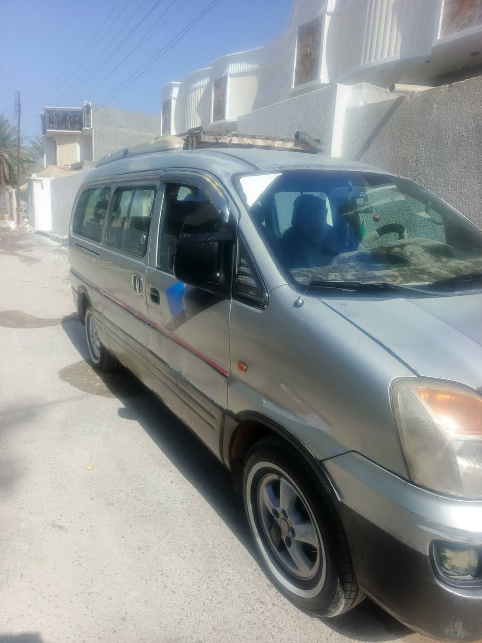 اسلام عليكم للبيع ستاركس سياحي 2007 رقم انكليزي بغداد بسمي تحويل مباشر
سيارة كامله مكمله مكينة كير اكسل كاردن خير من الله 
السعر 70 او بيهه مجال حك الجيه 
بغداد رقم الهاتف *********** بي وات ساب
