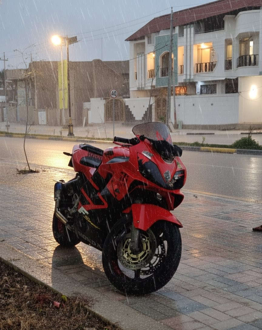 للبيع دراجة هوندا F4i موديل 2004 🔥
السعر: 24 ورقة
الأوراق: أصولية كاملة وجاهزة للنقل
الحالة: نظيفة وحلوة، ما تحتاج شي
المحرك والشغل مضبوط
مناسبة للاستخدام اليومي أو للمهتمين بالدراجات الرياضية
الجاد فقط يراسل خاص.
نقصة دبل خلفي وموجود بس ما شادة


**إذا كنت صاحب هذا الإعلان وتريد حذفه لأي سبب، رجاءا أرسل رسالة إلى الدعم الفني**