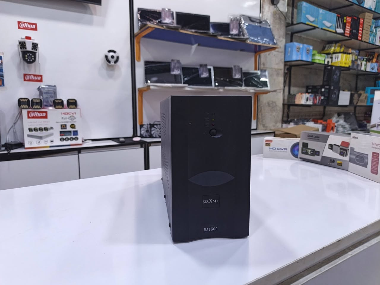 سلام عليكم ورحمة لله وبركاته ups Maxima 1500va استخدام شهرين البطاريات بحاله ممتازه جدا يجي تلث بلكات من  الخلف سعره 55 وبي مجال للطيبين مكاني كربلاء عندي توصيل


**إذا كنت صاحب هذا الإعلان وتريد حذفه لأي سبب، رجاءا أرسل رسالة إلى الدعم الفني**