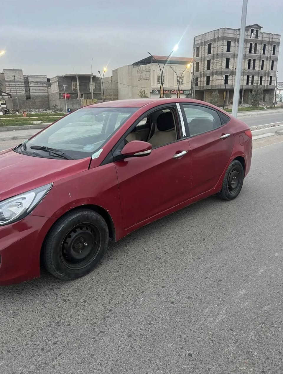 اكسنت 2011 خليجي رقم بصره بأسمي  كفاله مكينه وكير1600 وكفاله من الضربه تبريد ثلج حداده  رايدله شويه كهربائيات كله شغاله سعر60 وبيه مجال  رقم‪0778 280 0507‬ فقط تلفون متواجد
