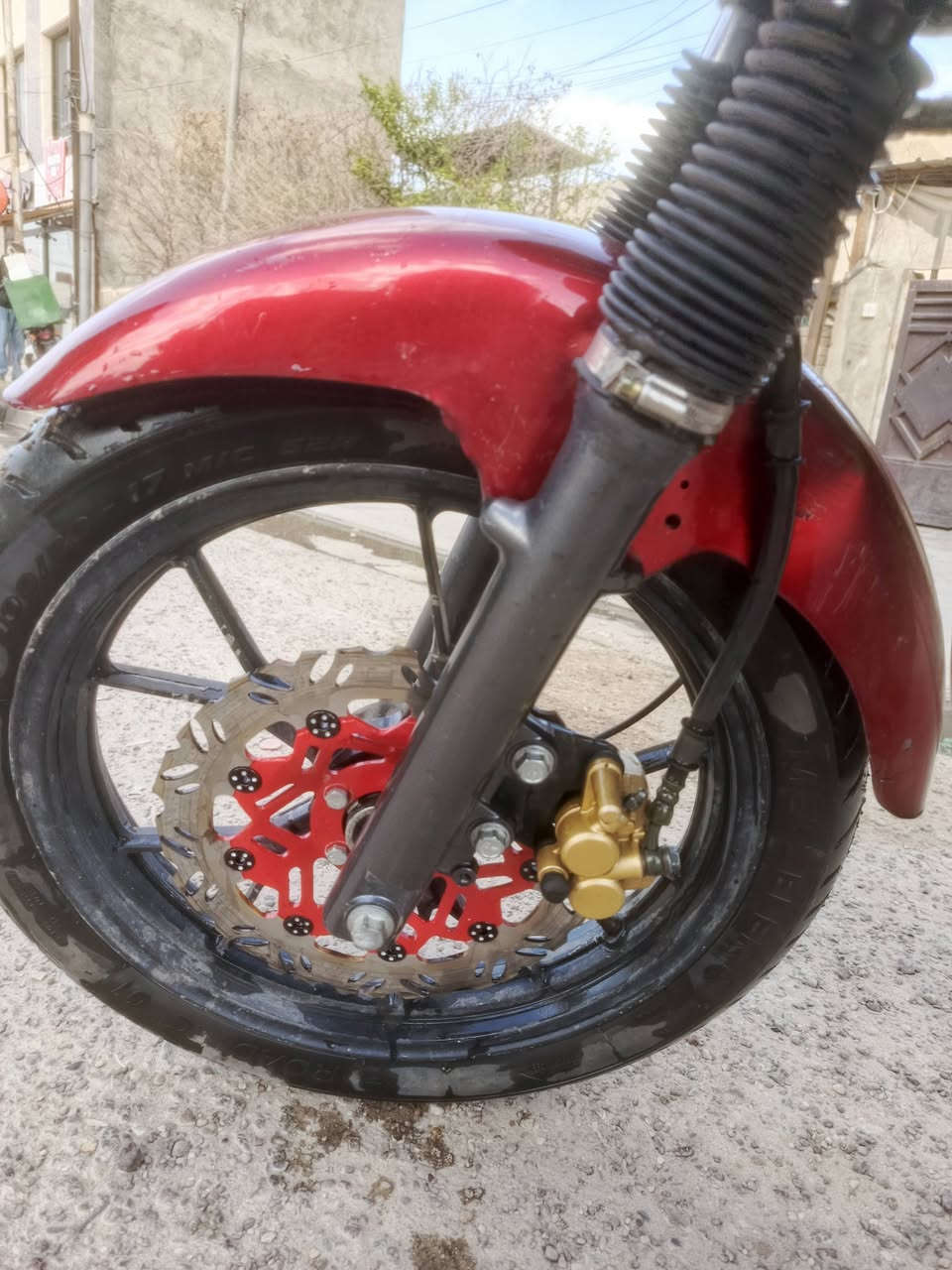 هوشا 2021
بغداد 
محرك 200 دايون 
دراجه فول 
2250الف مليونين 250
***********
دراجه بسمي
