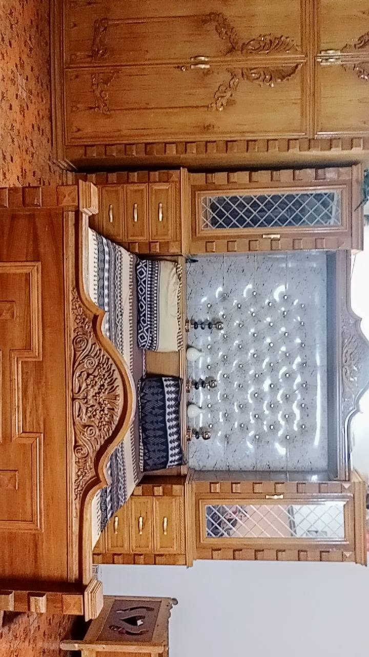غرفه نوم كلش جديده شخط مابيهاا سعرها مليونين و100 وبيها مجال🩵
***********
