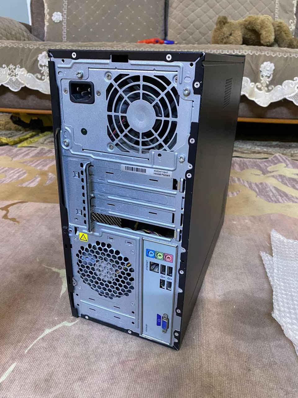 حاسبة مكتبية hp بدون هارد فقط هارد واحد معها وشاشة ايسر شغالات عالفحص بسعر 60 الف مكاني الدورة حي الصحة *********** بغداد, العراق
