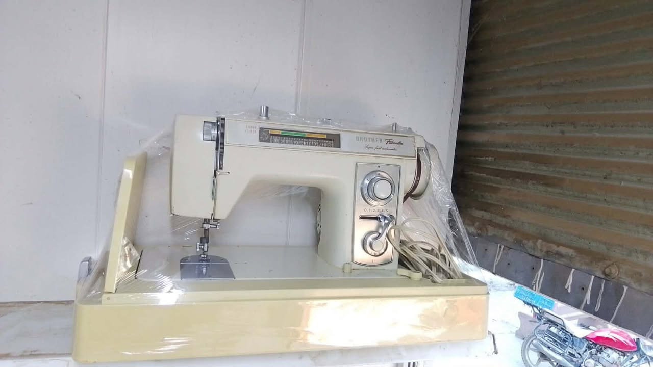 کۆمەڵیک مەکینەی بالەی یابانیمان  بۆ هاتوە پاکو بێعەیبن لەم وولاتە کاریان نەکردوە زەمانی ساڵێکیان هەیە بەنرخی زۆر گونجاو نرخ تەنها ١٦٥ هەزارە  گەیاندنمان هەیە


**إذا كنت صاحب هذا الإعلان وتريد حذفه لأي سبب، رجاءا أرسل رسالة إلى الدعم الفني**