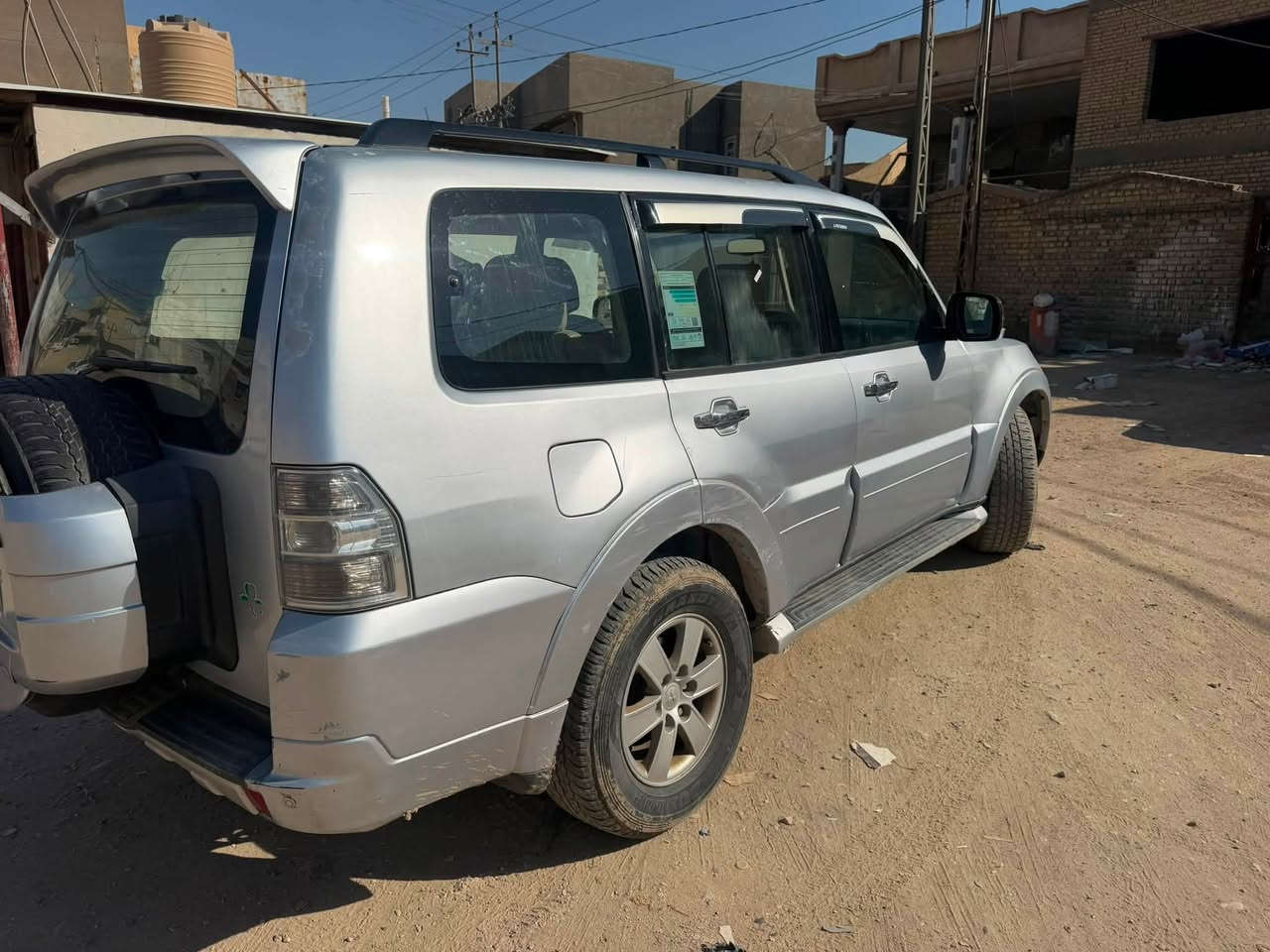 السلام عليكم للبيع فقط باجيرو 2008 فول عده الدمام 
فتحه كشن كهربائي تدفئه تبريد كشنات تبريد ثلج السياره مصبوغه عام اثر جراد مكينه 3000
نواقص السياره حداديه 
و بور ستيرن 
السعر ٨٥ و بيها مجال 
مكاني الحله ***********
