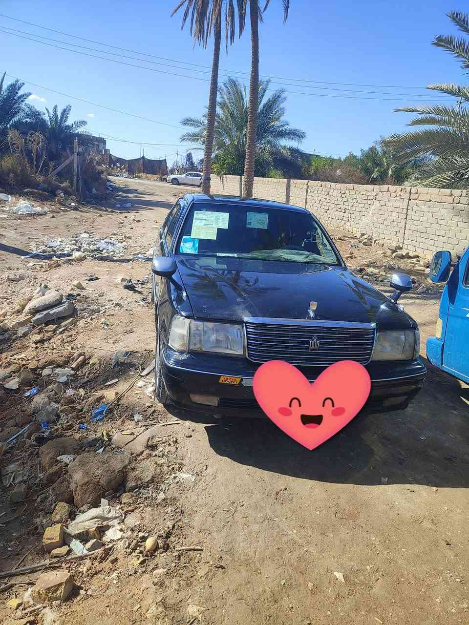 سياره قادسيه 60وبيها مجال سياره كصتين الرقم . ***********
