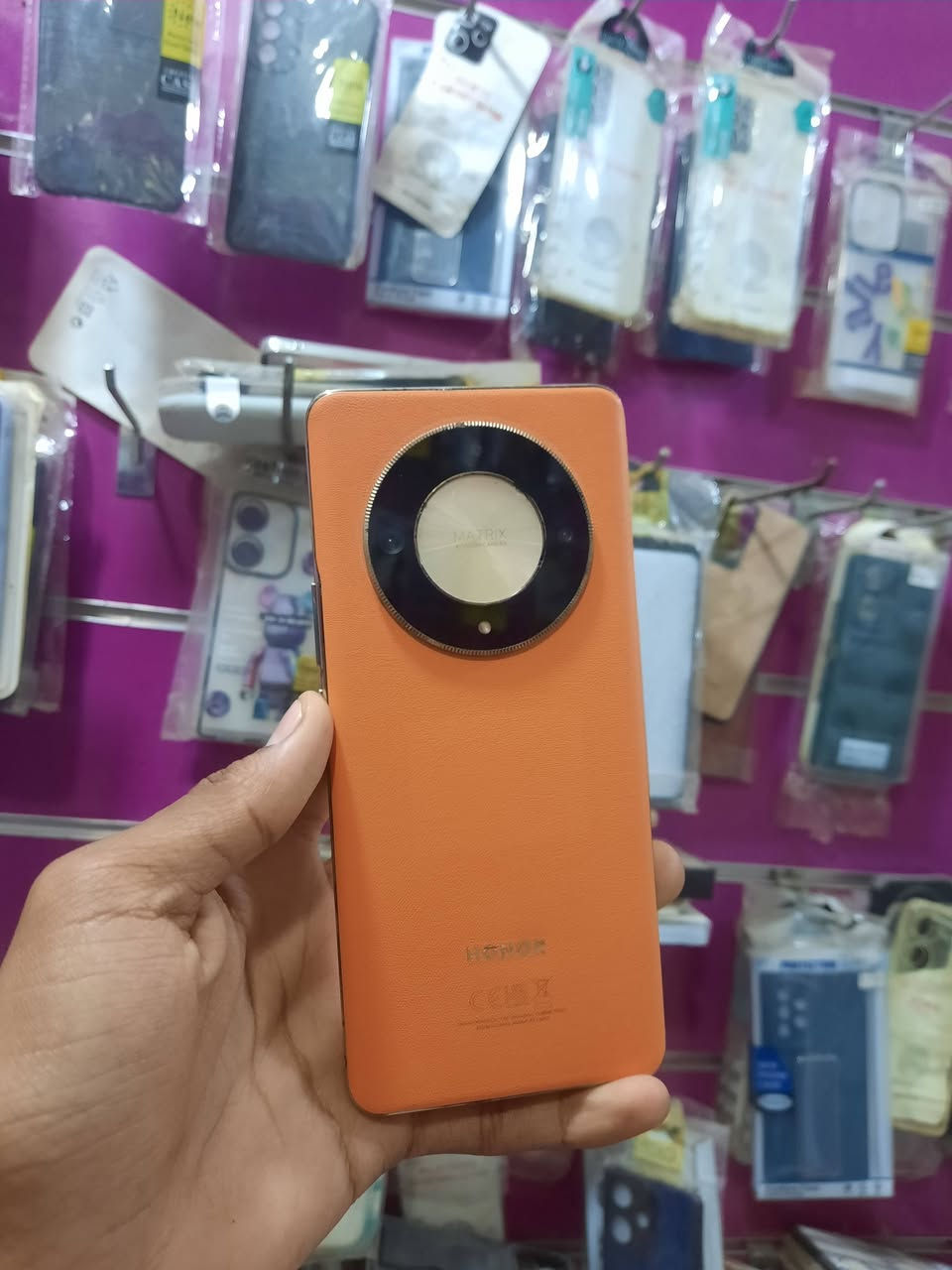 السلام عليكم
هونر x9b ذاكرة 256/12 مستبدل شاشة تفصيخ اصلية بيها ضمان سعره 160 الف  
الموقع سوق الجمعه او سوق الطيور مقابيل مخللات الكرار
***********
