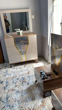 غرفة نوم • نظيفة • قليلة الاستعمال