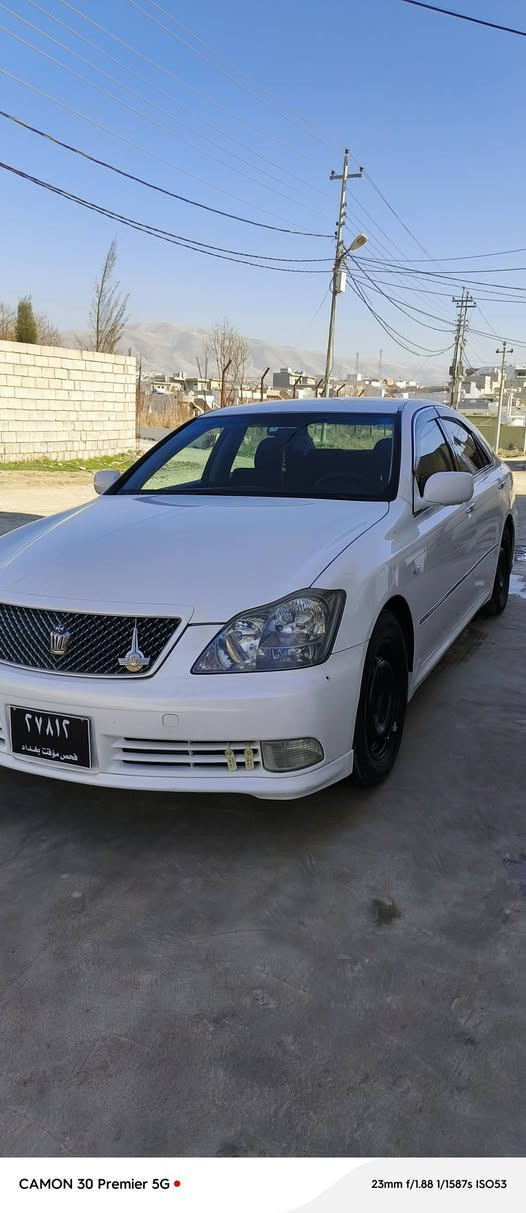 سلام علیکم
مووس
شاهینە ٢٠٠٥ بۆفرۆشتن 
٣دووگمەی سپۆرتی ١٨٢
کۆدی بۆ کراوە بەناوی خۆم و لۆگۆی بۆ وەرگیراوە
زۆر پاک و بێ عەیب لەسلێمانییە
*********** واتس ئەپ
***********
