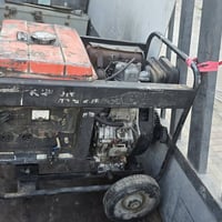 مولدات للبيع كامه ٥ كيفي سلف وباتري وياهة ٣٠٠ ع الفحص  وبانزين ٨ كيفي ...