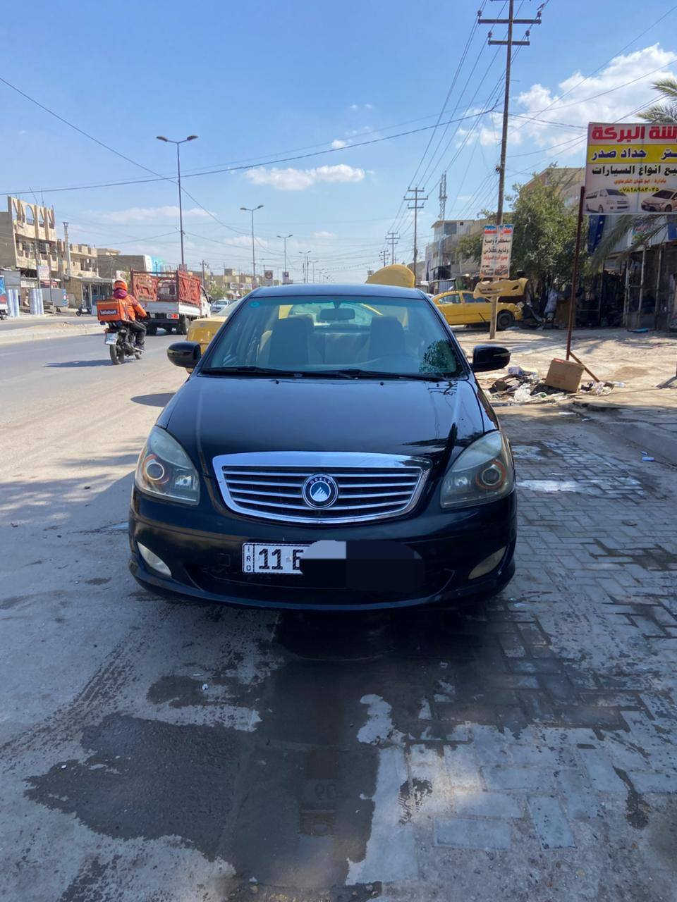 سلام عليكم جيلي موبل موديل ٢٠١٢ رقم بغداد دولي هزه جديده سنويه بسمي سياره جاهزه طخم تاير صدر خلفي جديد صدر أمامي تمام سياره مكفوله من ضربه وصبغ ماعدى موجود تكحيل تبريد شغال كهربايئات خير من الله السعر ٤٣ بيه مجل بسيط حك جيه العنوان بغداد حي التراث او حي معالف قرب أسواق علي الربيعي او دلاليه قائد الشمري رقم هاتف ٠٧٧١٥٢٥٤٥٥ او*********** شرط تحويل تحويل تكلفته ٦٥ الف فقط
