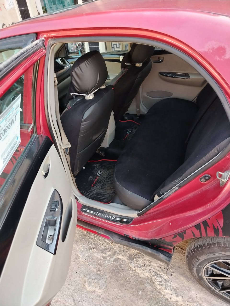 السلام عليكم
🚗 #للبيع: BYD G3 موديل 2013 🚗
​المحرك: محرك تويوتا كورولا موديل 92 (نشط واقتصادي جداً).
​الكير: كير كورولا موديل 92 
​البودي: مكفولة من الدعمات والحوادث القوية بس بيها تقحيل 
​الأوراق: شرط التحويل مباشرةً
​ الكابون : مالتها موجود
السعر : 45
​📞 للاستفسار والتواصل *********** 
​يرجى المراسلة على الخاص 📥
​
​📍 مكان التواجد: [حي سومر زيونه ]
