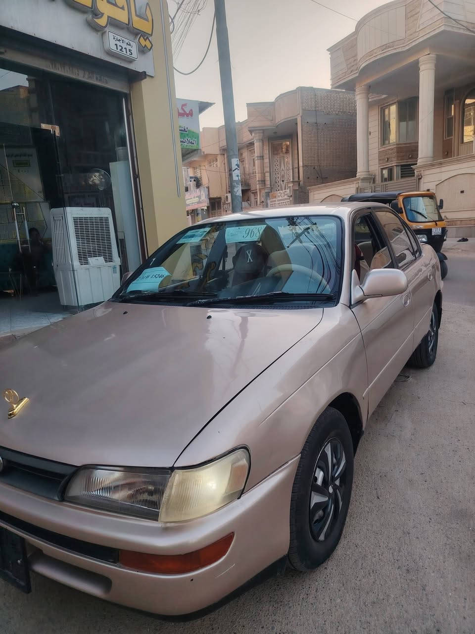 السلام عليكم 
كورلا موديل 91 رقم بغداد انكليزي تسجيل جديد باقي فقط استلام اللوحات باسمي مداور ثاني يوم. 
حدادية وكير ومكينه جاهزة كهربائيات كل شغال تخم تاير جديد
مصبوغة عام للجمالية  تبريد مايشتغل
مكان السيارة الناصرية المركز  السعر 52 
للاستفسار ***********
