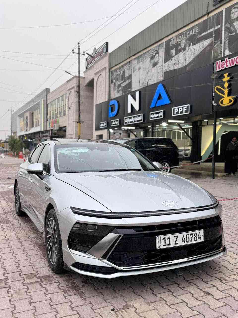 سوناتا هايبرد موديل ٢٠٢٤ شكل ال ٢٥ 
فلول مواصفات لمتد 
كامرات ٣٦٠ 
حساسات ٣٦٠
بنراما
ويل كروم 
شاشه متصله 
حادثها جاملغ وشويه من الباب صور الحادث البقيه تفضل خاص وتدلل 
مكانها بغداد العامريه 
سعر ٢٣٥الف دولار وبيها مجال تجي وبخدمتك 
للاستفسار *********** 
***********
*********** بغداد, العراق
