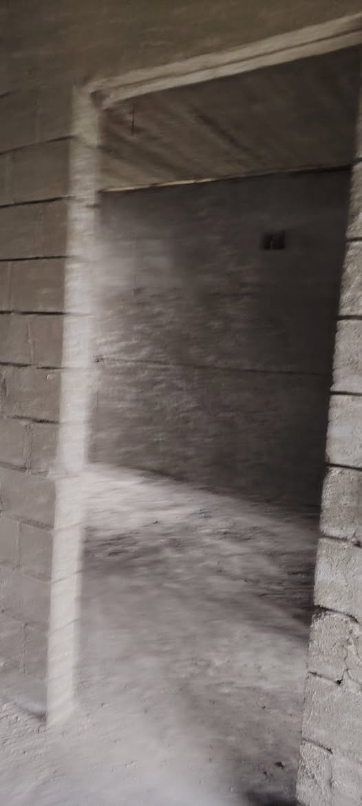 هيكل للبيع  مساحة 150متر طابق واحد بيتونة كبيرة. هيكل يحتاجلو فقط سيراميك ارضيات وجدران كهرباء ومجاري كامل . كارت بلدية باسمي موقع مميز شروق. ثاني بيت بعد الركن. حي الملايين الثانية بعد القنطرة الثانية. مجمع الملك للاستفسار الاتصال
***********
***********
