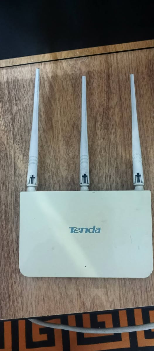 بلازمه قياس 32 بدون نت
راوتر ابيض 10
راوتر اسود 15


**إذا كنت صاحب هذا الإعلان وتريد حذفه لأي سبب، رجاءا أرسل رسالة إلى الدعم الفني**