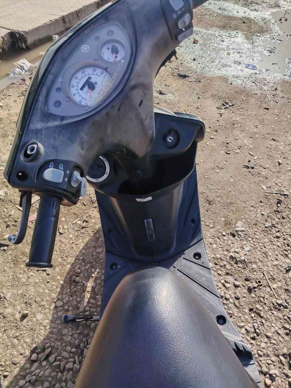 السلام عليكم
دراجه ثعلب للبيع
الدراجه إني منزلها من الرمبه مكفولة من مكينه  ومكفوله من حادث الدراجه حلوه وناعمة على كد أروح بيها للشغل و أرجع مكاني بغداد الغزاليه رايدها ب ٧٠٠ وفيها مجال للطيبين
 رقم الهاتف *********** متواجد واتساب 
(ممتواجد عل فيس)
