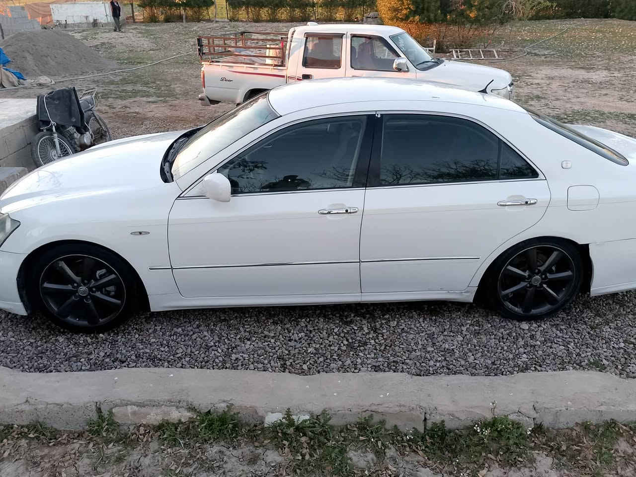 شاهینەی سپۆڕت مـوس گێڕو مەکینە بچوک 180
مواسەفات سـێ دوگمە شاشەو کامێراو حاسە
ویل دینگەی نەوتی
لایت ناوچەی کوێر
بـێ بۆیاخ بـێ زەڕبەو لێدراو
تەنیا شوێن موسەکانی بۆیاخە 
بەشەرت گێڕو مەکینە 200هەزار هەقیقی ڕۆشتووە
کەڤەر گۆڕاو حیزامو سەقف بەشەرت
سەیارەی ماڵانە مەعرەزچی بەدوچاو نەبینیوە 

سعر 66 وەرەقەو مەجال
شوێن قەزای ڕزکاری

ژ.م/***********
