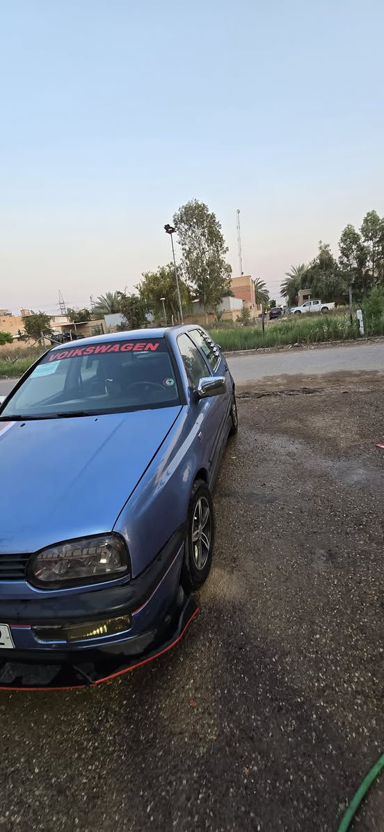 كولف  مكينة 1800 موديل 92 سيارة جاهزة گير اوتماتيك 
تبريد ثلج ماشاءالله 

45$ 
***********
