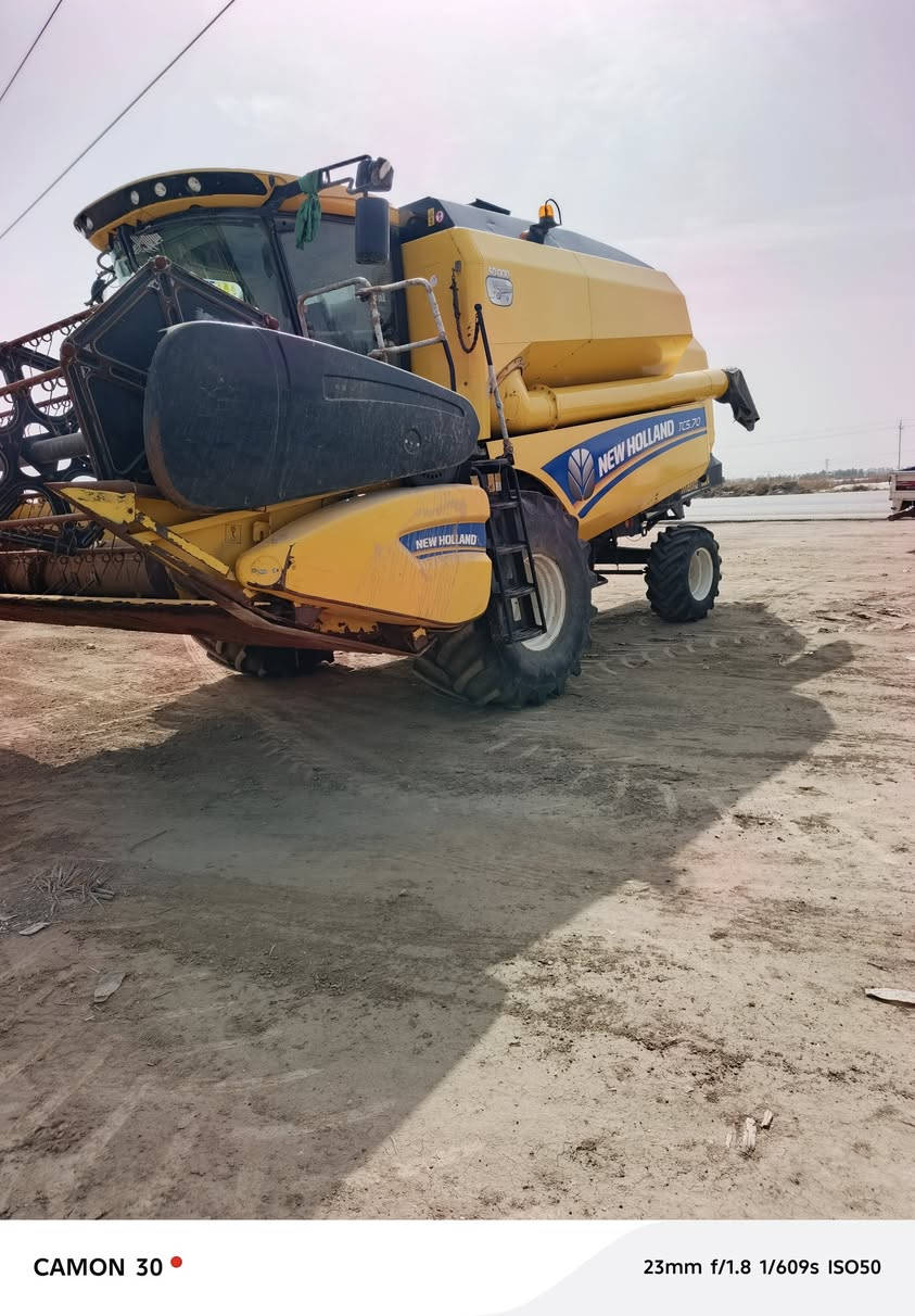 للبيع حاصده موديل 2019 5بلم فول مواصفات بم ونوزل العنوان بابل جبله الاتصال ***********6
