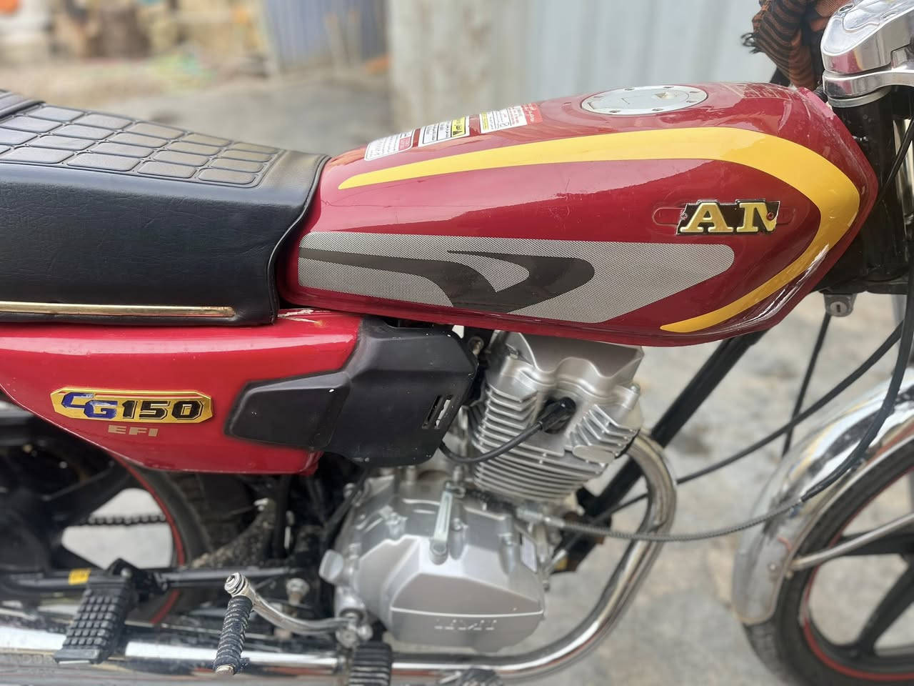 تانكي مع صفاحيات مال ايران ٤٠ وبيهن مجال 
***********
