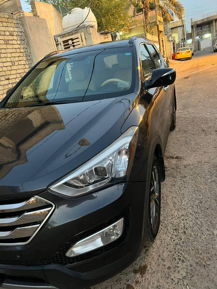 للبيع | هيونداي سنتافي 2016 – رقم ميسان (حُرّة)
وارد أمريكا – مچفيه 

🔧 المواصفات الفنية:
 • محرك اقتصادي 2400 سي سي
 • ماشية: 107 ألف ميل
 • نظام قيادة بثلاثة أنماط
 • نظام مانع للانزلاق + مانع انحدار
 • تبريد مزدوج (قطعتين تبريد)
 • شاشة وسطية
 • ويل كب
     • دفع رباعي 
 • تتسع لـ 5 ركّاب

📍 الموقع: ميسان – العمارة
📞 للتواصل: ***********

سيارة نظيفة وجاهزة للشراء – للاستفسار يرجى الاتصال.
