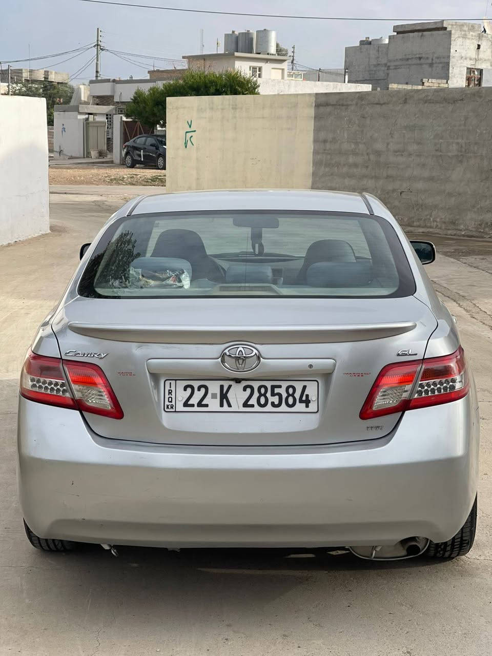 سلام عليكم*********** كامري موديل2011خليجي مواصفات GL رقم اربيل سنويه ورقم جديد شرط تحويل كير و محرك مكفول تخم تاير جديد حداديه جديد فقط قطعتين بخ بدون دواخل سونار موضح بالصور سعر115وبي مجال العنوان ديالی خانقين خناقين, ديالى
