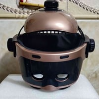 دلاكه سمارت على شكل خوذه تحتوي على سماعات  داخليه  لتدليك الرأس والعيو...