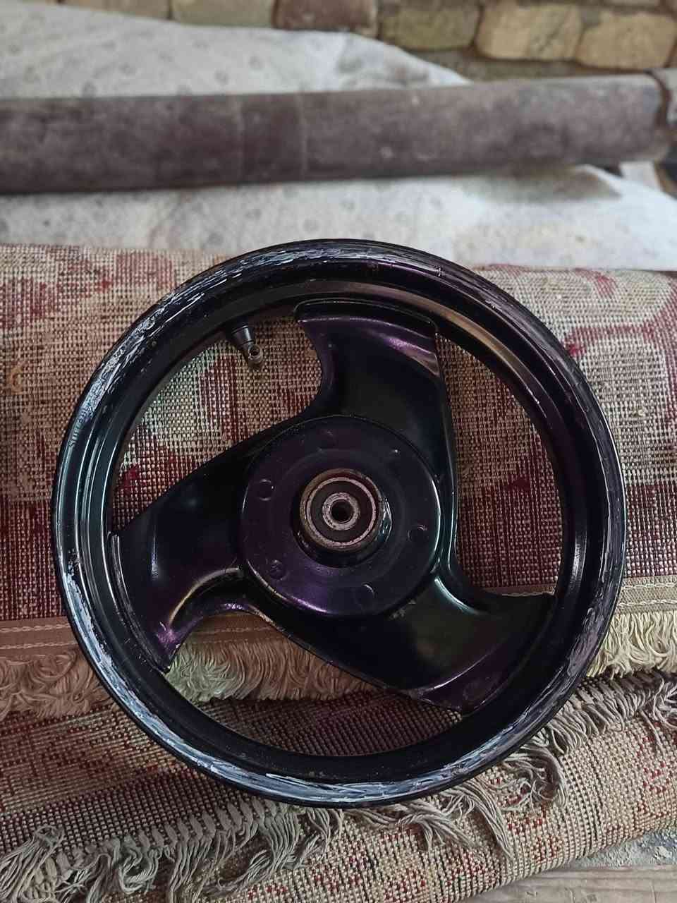 يا الله
سلام عليكم شلونكم شباب رمضان كريم عل جميع

عندي زوج ويلات ماكس عدله بلاديات والخلفي بي تاير نضيف فقط هاي الي مئشر عليها طخه بلويل  بس ما مئثره بلمشي ولا ينفس التاير وعندي دبل بلادي للبيع كلهن شلعه وحده الشراي يطب خاص واذا ماعندك رصيد رمشلي اخابرك وتددللون *********** 🤍.
