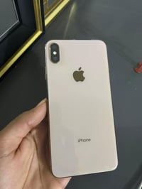 ايفون اكس ماكس • ذاكرة ٦٤ • بطارية ١٠٠