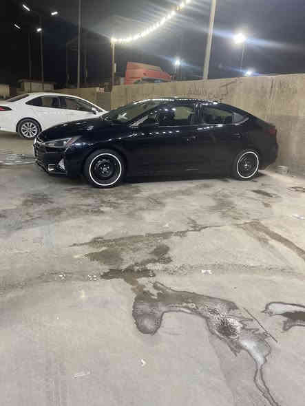 سلام عليكم النتره موديل  19 وارد اكريكي حادث بس دعاميه فقط ولبنيد مصبوق  كلير فقط بدون ضربه  سياره ماشيه 103 موصفات كروز شاشه عاديه كامره دواره تحكم جهتين   لسعر 140 ماكان سياره بغداد تاجيات قرب مرور تاجيات  ***********
