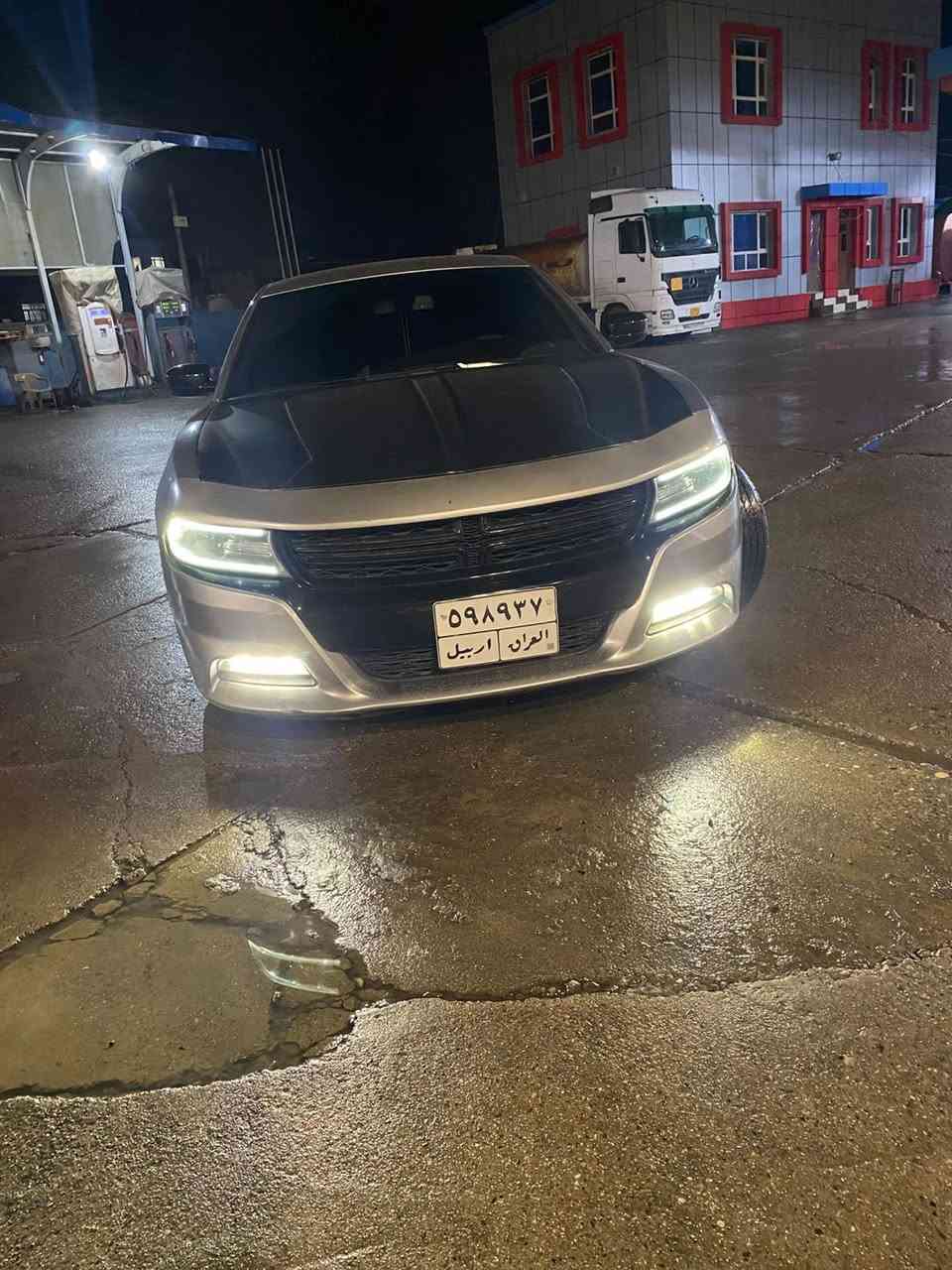 ( 𝐃𝐎𝐃𝐆𝐄 - 𝐂𝐇𝐀𝐑𝐆𝐄𝐑 - ( 𝐑𝐓 )
( RT - V8 - 5.7 ) ( السعرر مناسب )) 

- النوع السيارة : دوج چارجر 
- الموديل السيارة : 2017 
- رقم اربيل تحويل وكالة بشرط 

- المواصفات السيارة RT ( V8 ) 
- بصمة ، بصمة ابواب ( شاشة كبيرة ) 
- و بعد المواصفات RT معروفة 

- الضرر السيارة : 4 قطع و نص ( كلير امريكا )
- بدون دواخل و بدون شواصي و بدون ضرر 

- گير محرك بشرط ( محرك 8 سلندر : 5.7 ) 
- گير بدون اي نواقص محرك بدون اي نواقص
- السيارة ما بيهة مصرف يعني كلشي بشرط
- تخم تايرات جديد ، تخم امامي و خلفي جديد
- السيارة السعر جدا مناسب …..

- مكان السيارة : دهوك
- الهاتف : 0750.847.61.66


**إذا كنت صاحب هذا الإعلان وتريد حذفه لأي سبب، رجاءا أرسل رسالة إلى الدعم الفني**