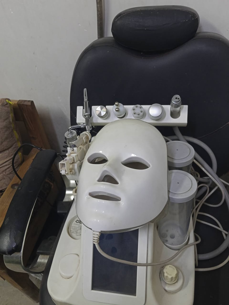 جهاز للبيع كامل مع البخارية وضعه الشركه اصلي سعر مناسب ***********
