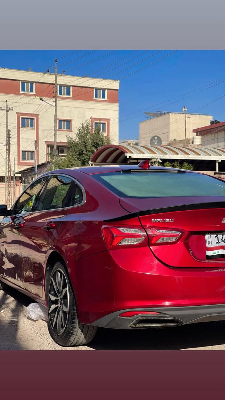 السلام عليكم

للبيع  
‏Chevrolet Malibu
موديل 2020 Lt وارد امريكي تبديل قطعة وحدة صور الحادث موجوده مع الصور مواصفات Lt معروفة تبريد قطعتين مناخ منفصل تدفئة بالكشنات بصمه تشغيل وبصمه ابواب + جنطه تشغيل عن بعد محرك 1500 تيربو محرك وكير وتبريد مكفولات بجم زنون مكان بصرة رقم وهزة جديدة بصرة حرة تحويل ثاني يوم   ملاحظة انا مكلف بالنشر هذا الرقم *********** صاحب السيارة للتواصل مع
