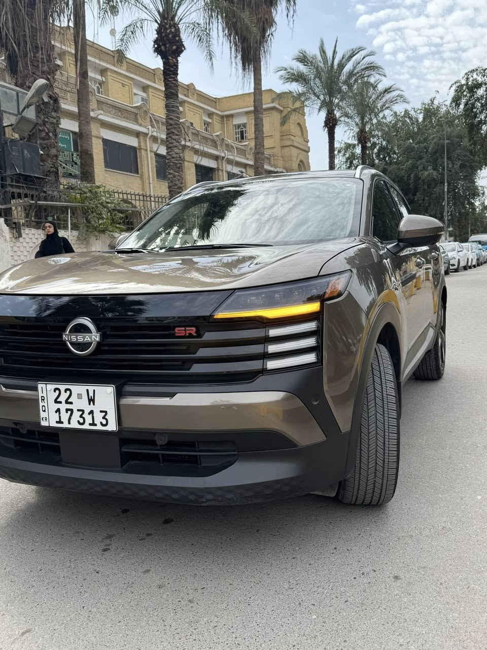 � للبيع نيسان كيكس 2025 الشكل الجديد – وارد أمريكي 🇺🇸
✨ فئة SR 

🔹 محرك 2000 سي سي – 4 سلندر

🔹 ماشي فقط ١٠ فقط زيروا (جديدة جدا)

🔹 لون  جميل ومميز 🤍

مواصفات 

 خمس كامرات 360 درجة

جلد  مع خياطة حمراء رياضية

شاشة كبيرة + شاشة ديجيتال عدادات

إنارة داخلية LED

رادارات أمامية وجانبية

نظام النقطة العمياء

هند بريك أوتو + أوتو هولد

شاحن وايرلس

وغيرها هواية مواصفات فاخرة

حادثها باب خلفي فقط صبغ 

بدون دواخل

بدون شخط

🧾 رقم الشاصي مرفق مع الصور

السياره رقم اربيل تحويل قاني يوم 

🚗 سيارة نظيفة جداً مكان  بغداد / الاعظميه  / 

للاستفسار اكثر اتصال ب رقم ***********
