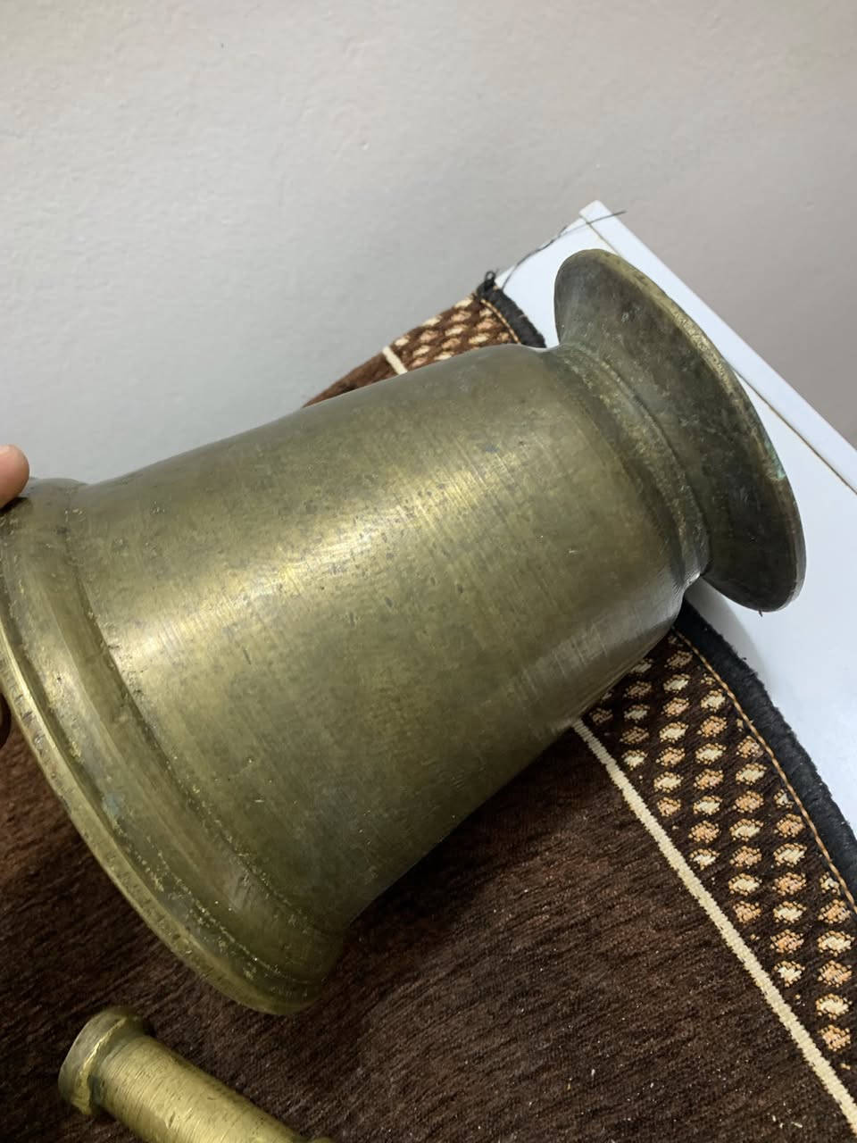 هاون اصلي قديم وزن ثقيل حجم كبير السعر 100 الف مكاني بغداد عامرية وعندي توصيل
***********
