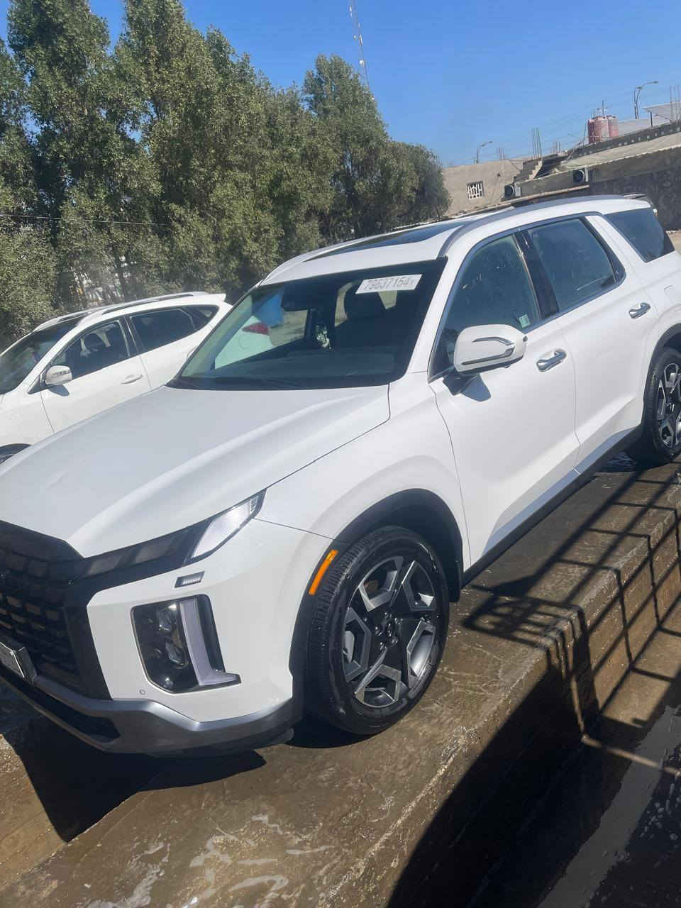 السلام عليكم
بلسايد ٢٠٢٤ وارد امريكي  
حادثها بامريكا بنيد مبدل وكاله اصلي نفس الون بنيد وبيها طخه خفيفه ترجع بارد مثل ما مأشره بالصوره السياره بيها سونار بردون قطرة صبغ
المواصفات فول فتحه 
رادار امامي +رادار خلفي +رادارات جانبيه 
شفتات ستيرن
اوتو هولد
اوتو ستوب
كشنات جلد 
تبريد بالكشن
هيتر كشنات 
جنطه كهرباء 
4 وضعيات قياده 
شاشه متصل + شاشه عطلات 
تشغيل عن بعد + ترحيب ابواب 
وباقي مواصفات البلاسايد 
مكينته GID 3800 عارضها ب280 وبيه مجال  او مراوس بسياره اقل منها مكاني بابل الي يتصل ليكلي شبيها كلشي موضحه بتفصيل والصور ***********
