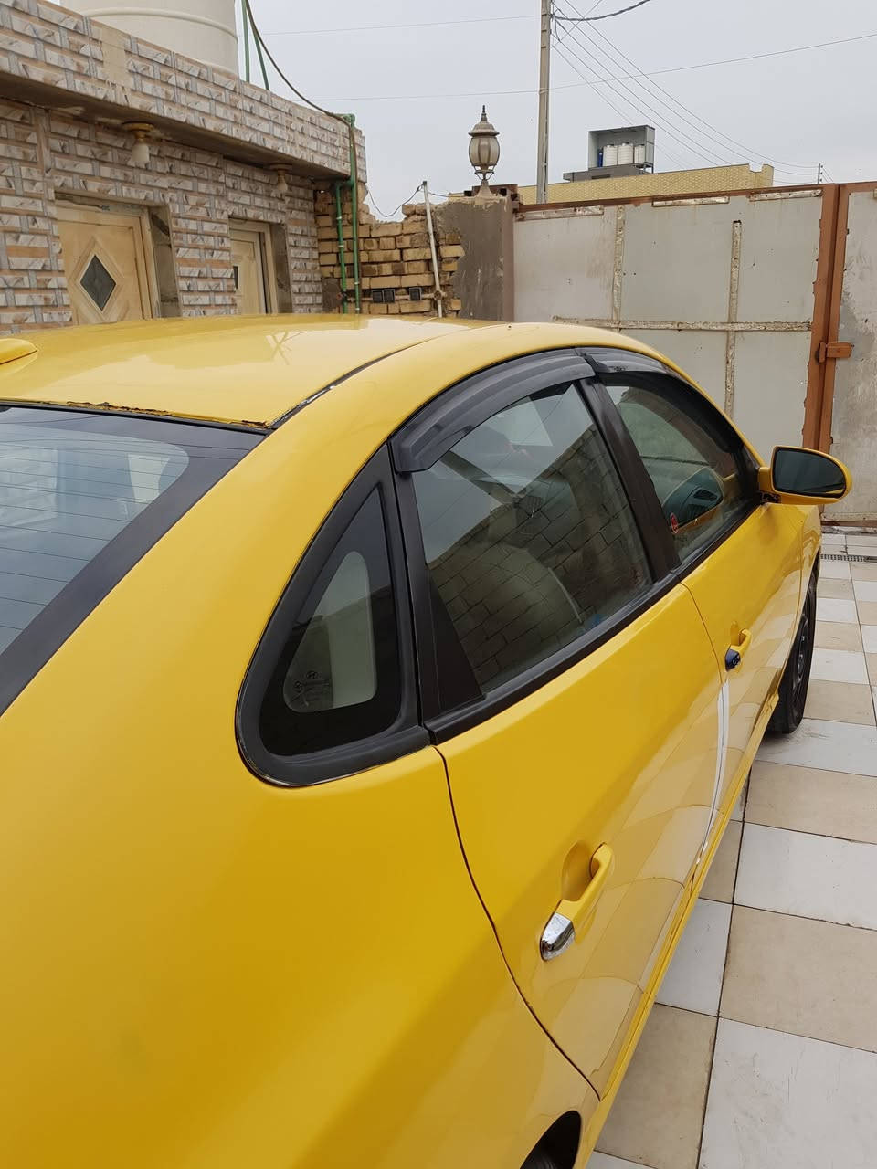 السلام عليكم النترا للبيع موديل 2008 محرك 2000 وارد امريكي مبدل بيها بابين وجاملغ وبنيد رقمها بصرة مشروع وطني شرط المداور مكان السيارة ناصرية مركز السعر 70 الاتصال على الرقم ***********
