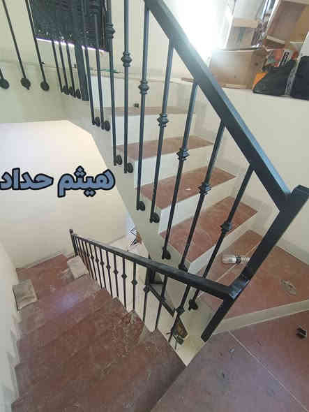 محجر درج داخلي شكل مميز
هيثم حداد 
***********
