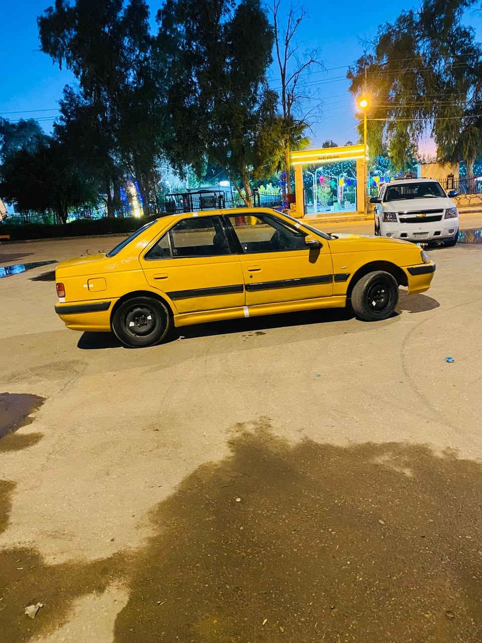 سلام عليكم بيجو بارص موديل 15 مكينه وكير كفاله تخم تاير سنويه مجدده 29 ‏رقم ‏بصره حداديه كهربائي كلهه شغاله  تبريد ثلج مكفوله من تبديل وصبغ وضربه سياره جهازه خير من الله مكاني بصره سعرها 34‏بيها مجال ‏شراي اتصل***********
