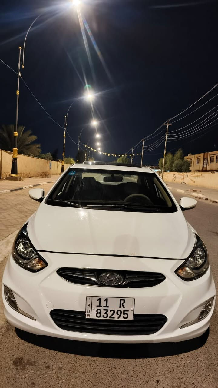 سلام عليكم
اكسنت موديل ١٥ خليجي 
فول مواصفات رقم بغداد دولي 
فتحه شاشه فول تحكمات 
مكينه كير حداديه تخم تاير 
مكينه ١٦٠٠ بيهه بنيد صبغ بدون دواخل مكان سياره كربلاء الحسينيه 
سعر ٩٨ بيه مجال ***********
