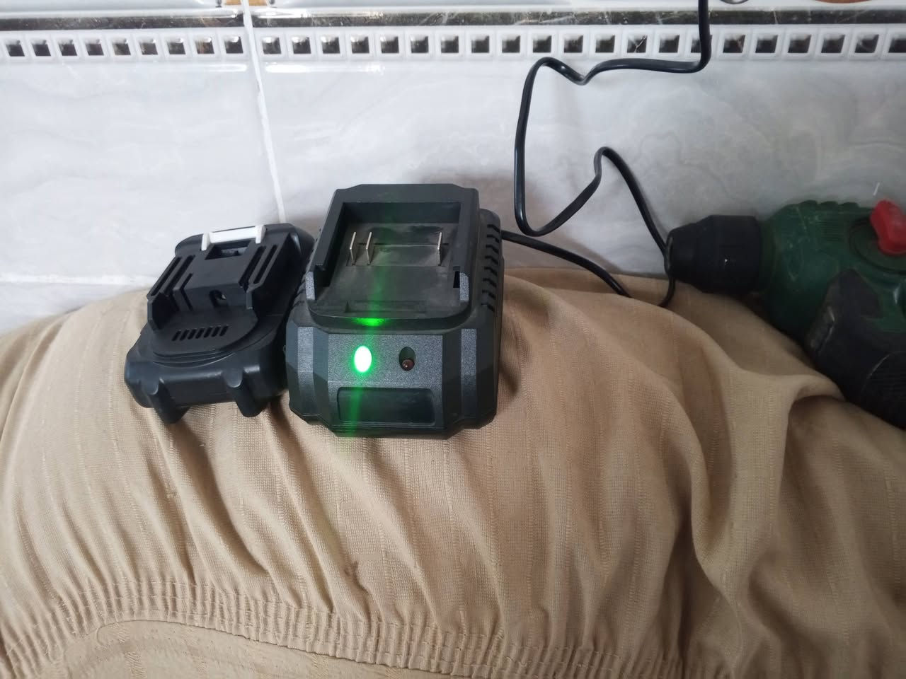 يتوفر دريل مثلث بارك سايد مع تحويله من ماكيتا إلى بارك سايد
الي يفيده يراسلني ويدلل


**إذا كنت صاحب هذا الإعلان وتريد حذفه لأي سبب، رجاءا أرسل رسالة إلى الدعم الفني**