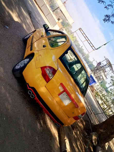 سلام عليكم 

طيب2015 جاهزه السياره من كلشي رقم بغداد   تحويل ثاني يوم 

 ملاحظه/مكينه كير حداديه جدد كهربائياته كله شغاله 

ملاحظه/ صبغ مكانات 

 الاستفسارات على الرقم: (***********)
