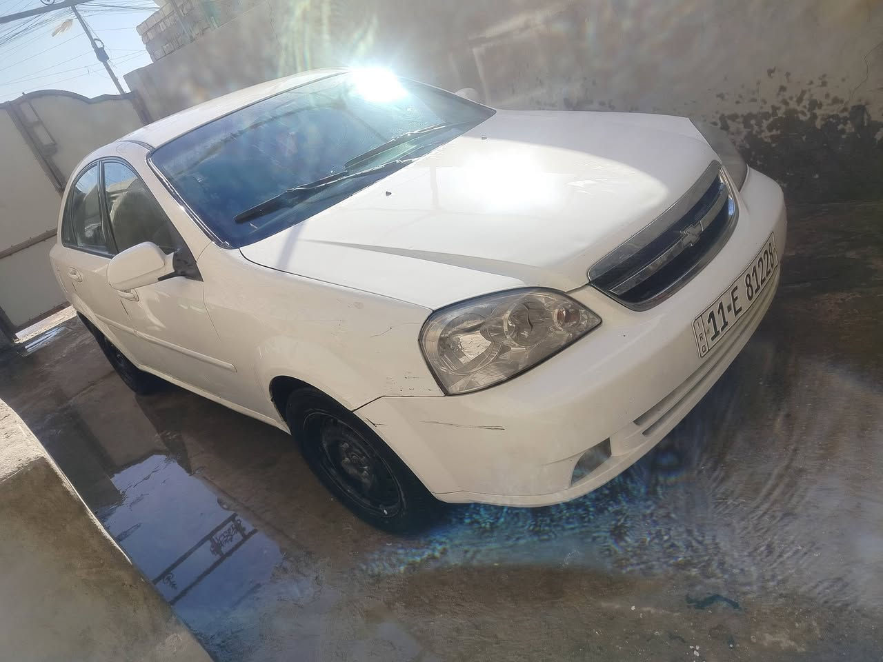 اولترا للبيع 2012سياره جاهزه محرك مجفت جديد ضربتات جاملغات امامي عالبارد والدوسه الجوه الباب تقريب شبر حار مصبوغه السعر 75ورقه ***********
