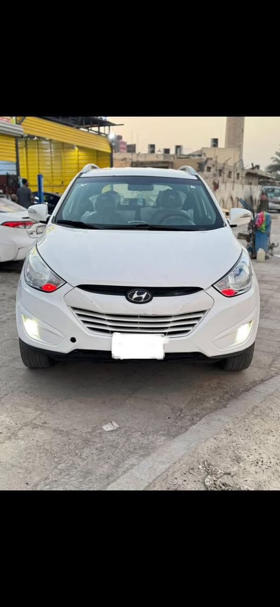 السعر بيع فقط بلاش بلاش 118 قفل
قفل
توسان موديل 2013 خليجي
كير محرك دوش مكفولات
صدر امامي خلفي جديد
نخم تاير
السياره مكفولة من الصبغ
البنيد مبدل بلادي بالسونار والسونار مرفق بالمنشور
رقم اربيل بسمي
***********
العنوان جديدة الشط قرب مرور الحسينية
